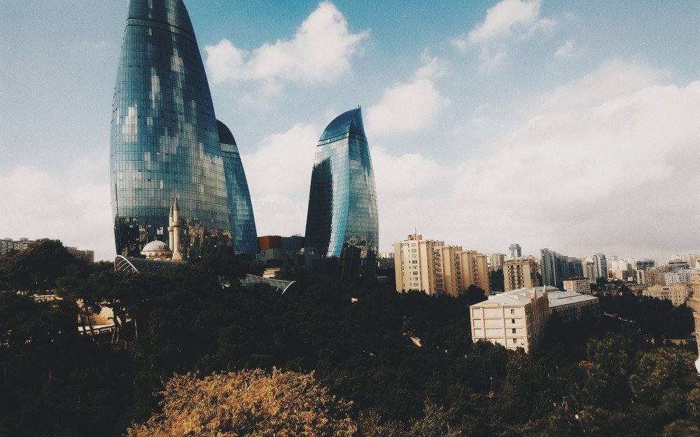 Baku: The Charm of Contrast in the Capital of the Land of Fire