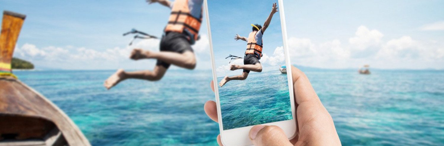 "Pics or it didn’t happen!": Why Your Holiday Shouldn't Be A Series Of Curated Instagram Shots